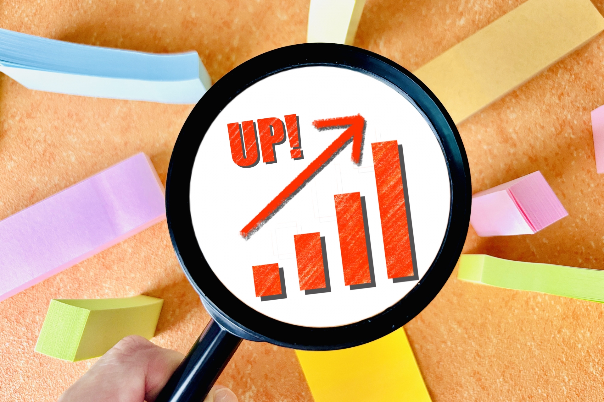 アップのイメージと虫眼鏡